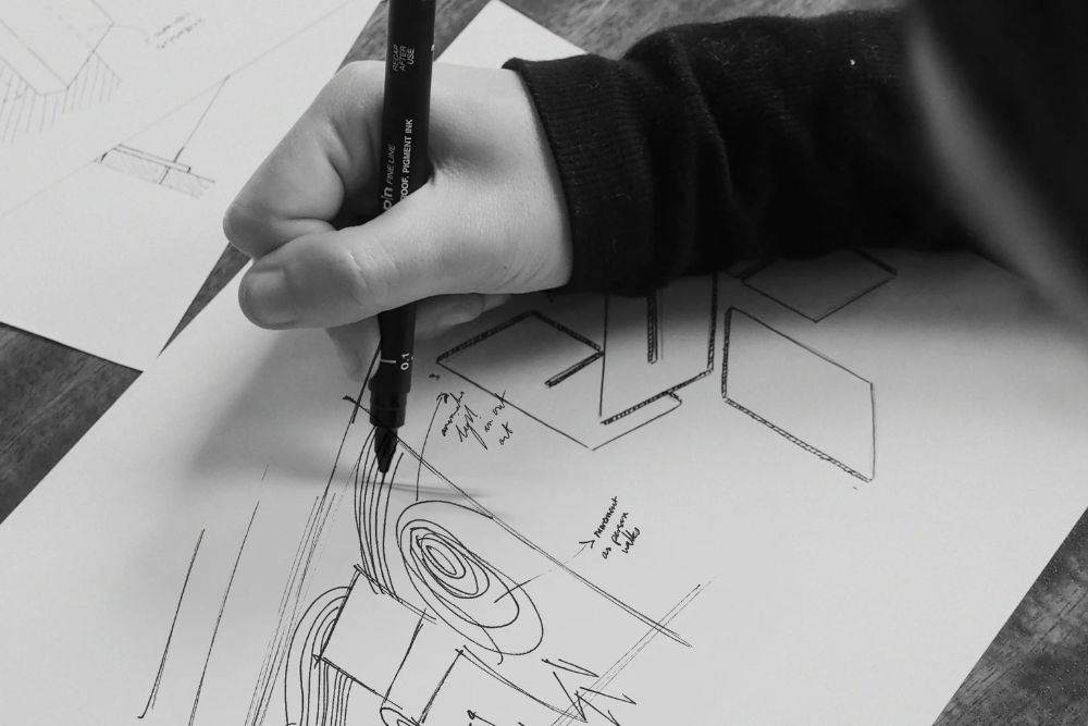 Blending Digital Art & Workplace Design: Acrylicize’s Interactive Vision for Loyens & Loeff
