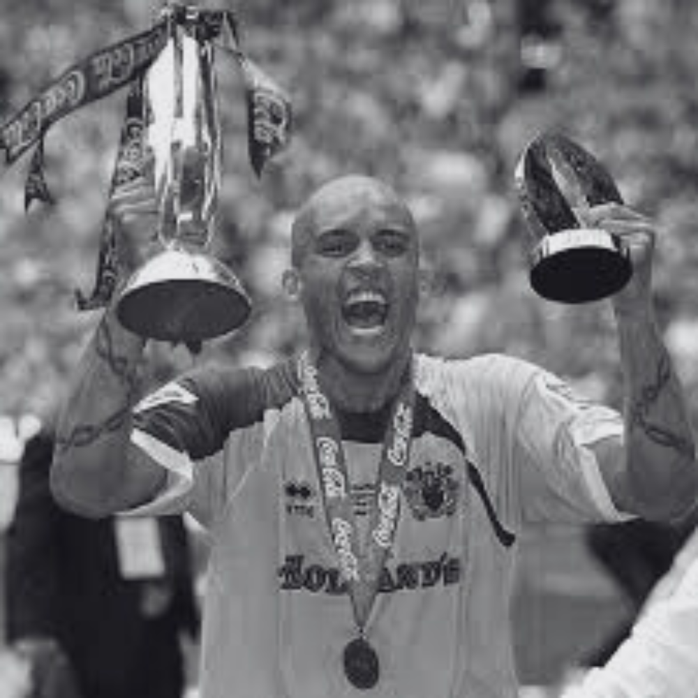 Speakers 10 Clarke Carlisle
